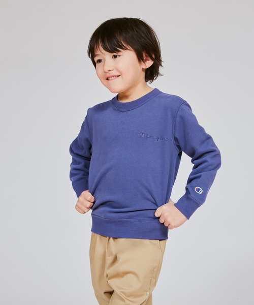 Champion（チャンピオン）の「【Champion/チャンピオン】キッズ ベーシック クルーネックスウェットシャツ（スウェット・キッズ・ブルー系その他/ブラック系その他/アイボリー系/ライトブラウン・120/130/140/150/100/110/160）」の4枚目の写真