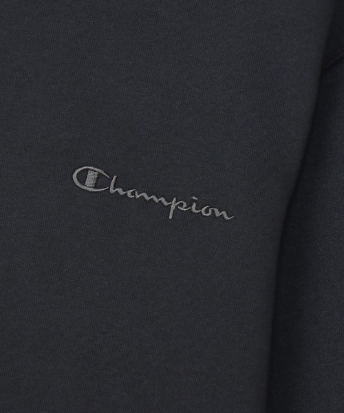 Champion（チャンピオン）の「【Champion/チャンピオン】キッズ ベーシック クルーネックスウェットシャツ（スウェット・キッズ・ブルー系その他/ブラック系その他/アイボリー系/ライトブラウン・120/130/140/150/100/110/160）」の17枚目の写真