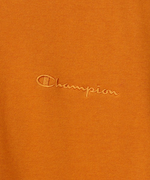 Champion（チャンピオン）の「【Champion/チャンピオン】キッズ ベーシック クルーネックスウェットシャツ（スウェット・キッズ・ブルー系その他/ブラック系その他/アイボリー系/ライトブラウン・120/130/140/150/100/110/160）」の21枚目の写真