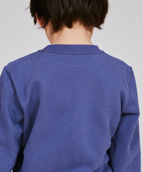 Champion（チャンピオン）の「【Champion/チャンピオン】キッズ ベーシック クルーネックスウェットシャツ（スウェット・キッズ・ブルー系その他/ブラック系その他/アイボリー系/ライトブラウン・120/130/140/150/100/110/160）」の8枚目の写真