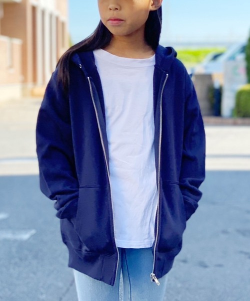 United Athle(ユナイテッドアスレ)の「10.0oz スウェット 裏毛フルジップパーカー フーディー(Tシャツ/カットソー・キッズ・チャコール/パープル/ダークブラウン/グレー/オリーブ/ロイヤルブルー/ベージュ・110/130/150)」の7枚目の写真