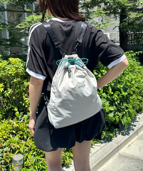 wears(ウェアーズ)の「配色 軽量 パステルカラーナップサック(バックパック/リュック・レディース・ピンク/グレー・FREE)」の4枚目の写真