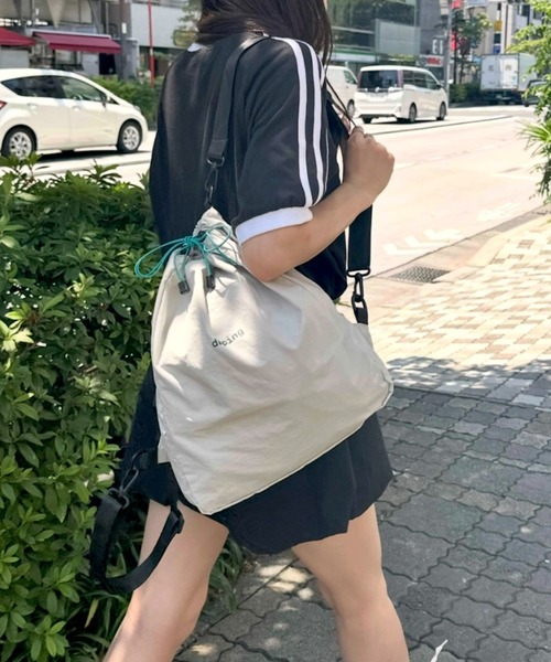 wears(ウェアーズ)の「配色 軽量 パステルカラーナップサック(バックパック/リュック・レディース・ピンク/グレー・FREE)」の11枚目の写真