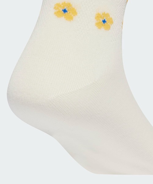 adidas（アディダス）の「adidas Originals × Liberty London クルーソックス2足組 / アディダスオリジナルス adidas Originals（ソックス/靴下・レディース・ホワイト・MEDIUM/LARGE/SMALL/kids-XXL/X-LARGE）」の2枚目の写真