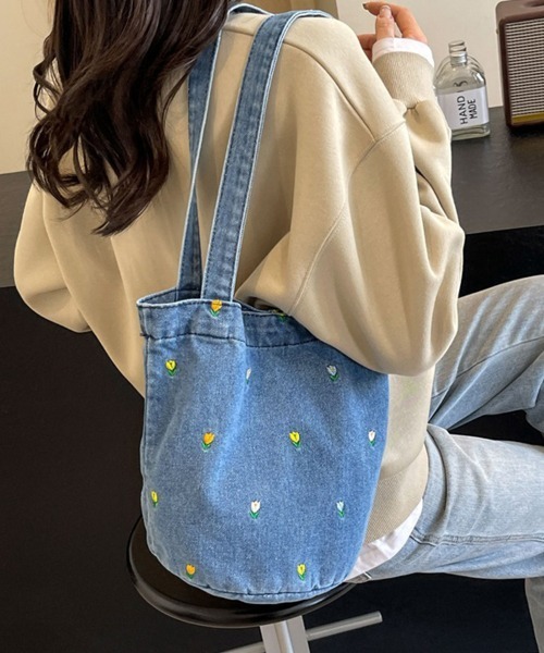 ReRe(リリ)の「フラワー刺繍デニムトートバック(トートバッグ・レディース・ブラック/ライトブルー/ダークブルー・FREE)」の16枚目の写真