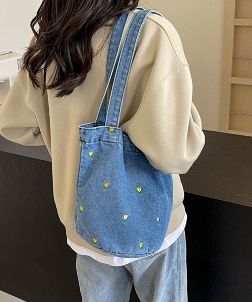 ReRe(リリ)の「フラワー刺繍デニムトートバック(トートバッグ・レディース・ブラック/ライトブルー/ダークブルー・FREE)」の15枚目の写真