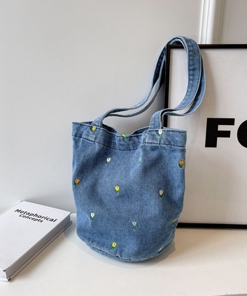 ReRe(リリ)の「フラワー刺繍デニムトートバック(トートバッグ・レディース・ブラック/ライトブルー/ダークブルー・FREE)」の5枚目の写真