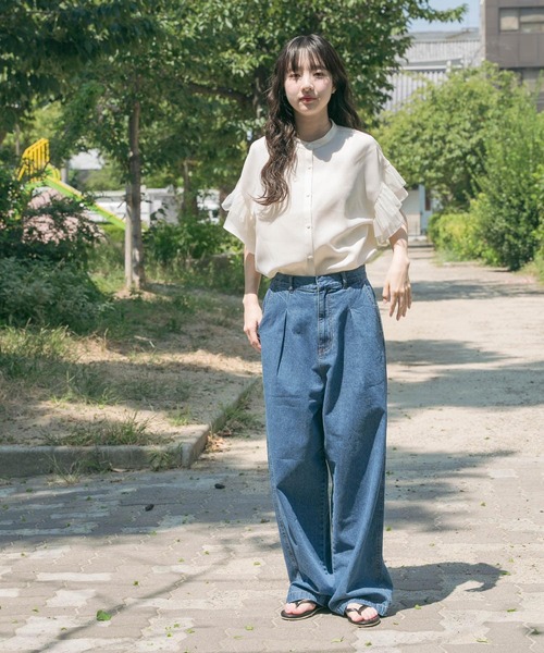 ITEMS URBANRESEARCH（アイテムズ アーバンリサーチ）の「チュールドッキングフリルブラウス（シャツ/ブラウス・レディース・グレー系その他/ブラック/オフホワイト・FREE）」の13枚目の写真