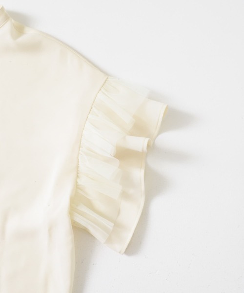 ITEMS URBANRESEARCH（アイテムズ アーバンリサーチ）の「チュールドッキングフリルブラウス（シャツ/ブラウス・レディース・グレー系その他/ブラック/オフホワイト・FREE）」の21枚目の写真