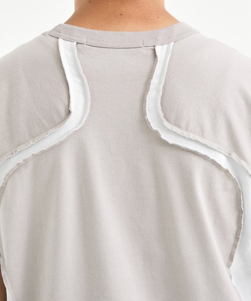 NVRFRGT（ネヴァーフォーゲット）の「別注 PANELED HALF SLEEVE T-SHIRT（Tシャツ/カットソー・メンズ・ベージュ/ブラック・1/2/3）」の16枚目の写真