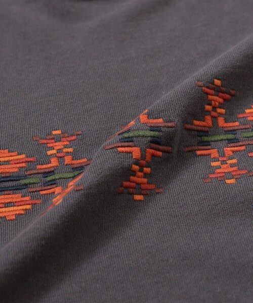 PENDLETON(ペンドルトン)の「【別注】PENDLETON / エンブロイダリー スウェット(ユニセックス)(スウェット・メンズ・アッシュグレー/ダークグレー・SMALL/MEDIUM/LARGE/X-LARGE)」の10枚目の写真