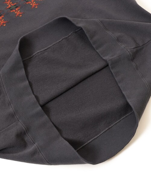 PENDLETON(ペンドルトン)の「【別注】PENDLETON / エンブロイダリー スウェット(ユニセックス)(スウェット・メンズ・アッシュグレー/ダークグレー・SMALL/MEDIUM/LARGE/X-LARGE)」の9枚目の写真