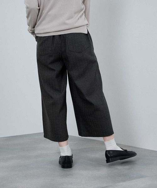 NAVY(ネイビー)の「nAvy ワイドクロップドパンツ(その他パンツ・レディース・ネイビー系/チャコールグレー/グリーン系・L/M)」の14枚目の写真