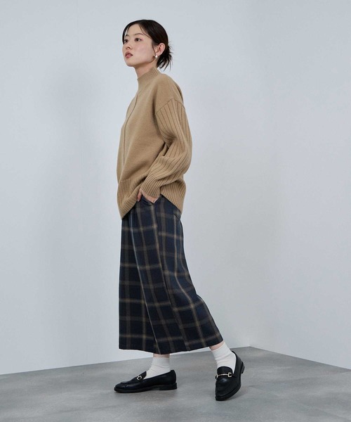 NAVY(ネイビー)の「nAvy ワイドクロップドパンツ(その他パンツ・レディース・ネイビー系/チャコールグレー/グリーン系・L/M)」の5枚目の写真