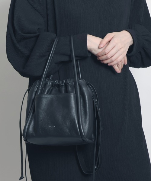 YArKA（ヤーカ）の「【YArKA/ヤーカ】real leather square bottom drawstring 2way bag [wam6] / 四角底巾着2wayバッグ（ハンドバッグ・レディース・ブラック・FREE）」の18枚目の写真