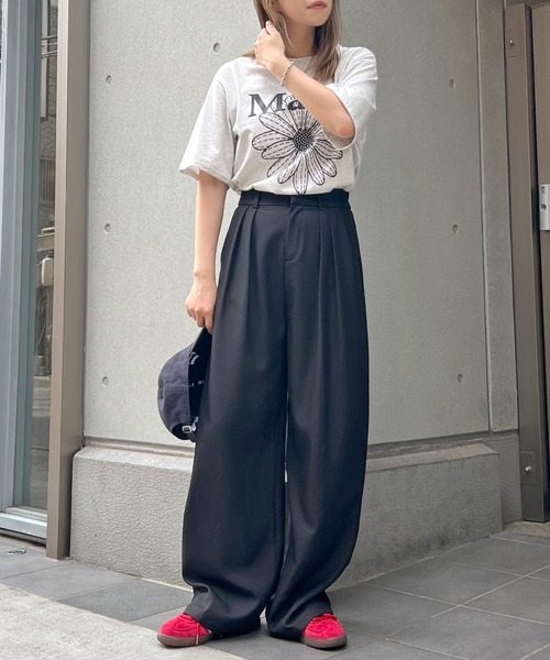 ABYS(アビス)の「【LONG丈】ツータックボリュームワイドスラックス(スラックス・レディース・ベージュ/ブラック/グレー・LARGE/MEDIUM)」の7枚目の写真