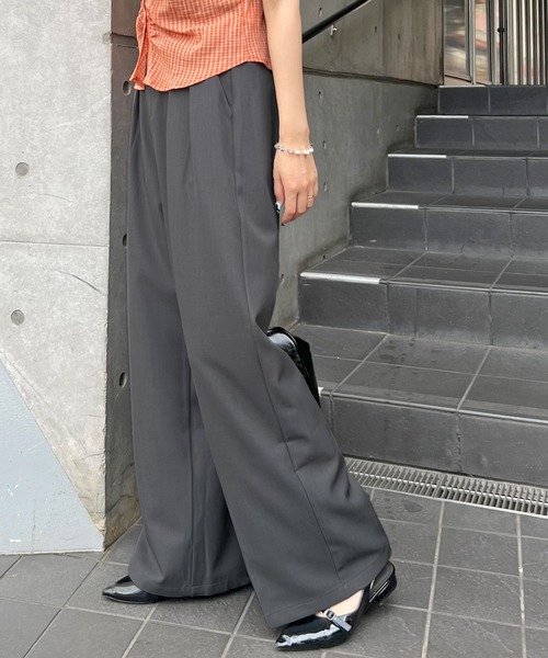 ABYS(アビス)の「【LONG丈】ツータックボリュームワイドスラックス(スラックス・レディース・ベージュ/ブラック/グレー・LARGE/MEDIUM)」の18枚目の写真