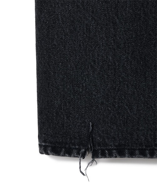 PERVERZE（パーバーズ）の「Nano Mist Denim-Loose Straight（デニムパンツ・レディース・ブルー/ブラック・0/2/1）」の6枚目の写真