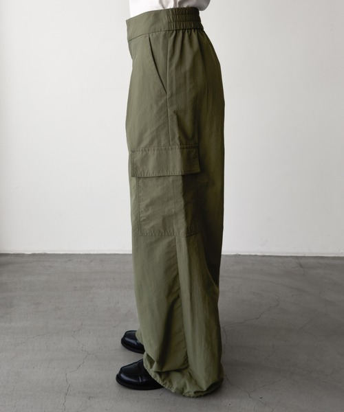 CANAL JEAN（キャナルジーン）の「リップストップワンタックワイドカーゴパンツ（カーゴパンツ・レディース・ダークネイビー/オリーブ・マルチサイズ）」の15枚目の写真