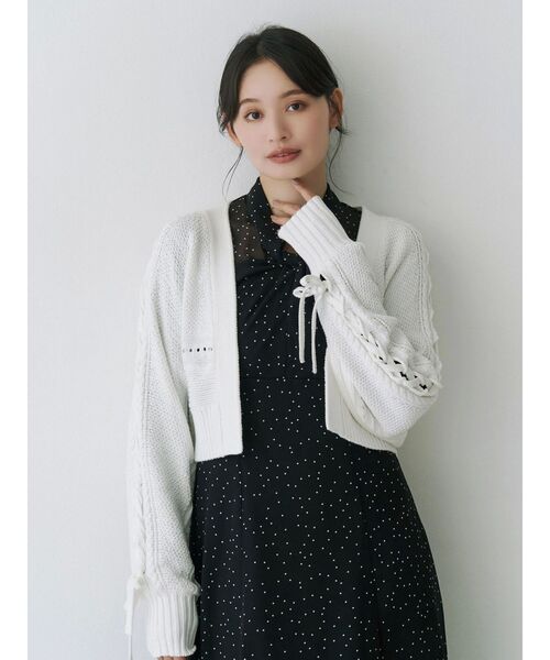 MERCURYDUO(マーキュリーデュオ)の「ショルダーレースアップカーデ(カーディガン/ボレロ・レディース・オフホワイト/ブルー/イエロー/ブラウン・FREE)」の20枚目の写真