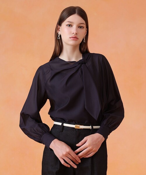 ANAYI（アナイ）の「オーガンジーツイストボウブラウス（シャツ/ブラウス・レディース・ホワイト/レッド/ベージュ/ネイビー・38/36）」の5枚目の写真