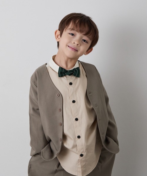 riziere(リジェール)の「ピュアコットンバンドカラーシャツ(ボタン取り外し対応)(シャツ/ブラウス・キッズ・アイボリー・90/100/110/120/130/140/150/160)」の16枚目の写真