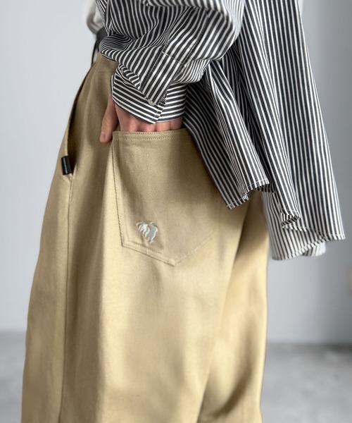 セール】綿100％ インツータック仕様 ワイドバルーンパンツ／Inverted