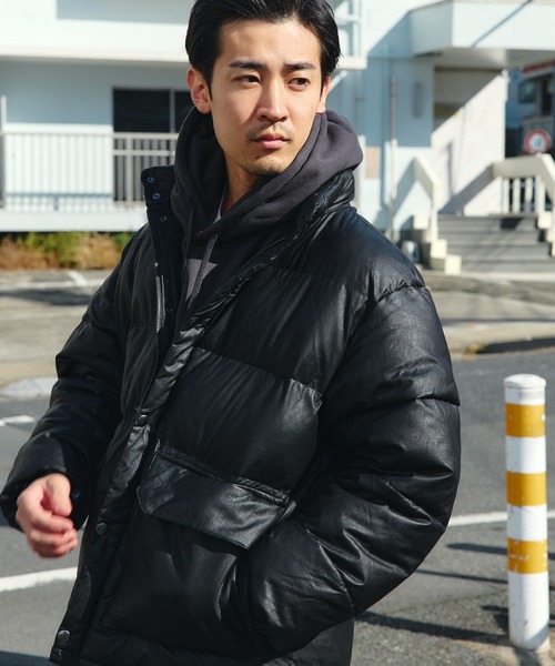 BEAMS HEART(ビームスハート)の「フェイクレザー 中綿 ブルゾン(ブルゾン・メンズ・ブラック/ライトブラウン・LARGE/MEDIUM/SMALL)」の2枚目の写真