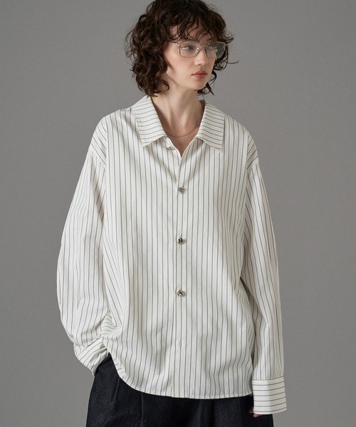 MUSKBALMAINバルマンの金属牛ボタン付き長袖シャツ34 MUSK様専用BALMAINバルマンの金属牛ボタン付き長袖シャツ34