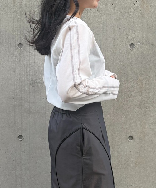 &g'aime(アンジェム)の「【&g'aime】シアーサイドラインロゴトップス Sheer Side-Stripe Logo Top(Tシャツ/カットソー・レディース・ブラウン/ホワイト/ブラック・FREE)」の8枚目の写真