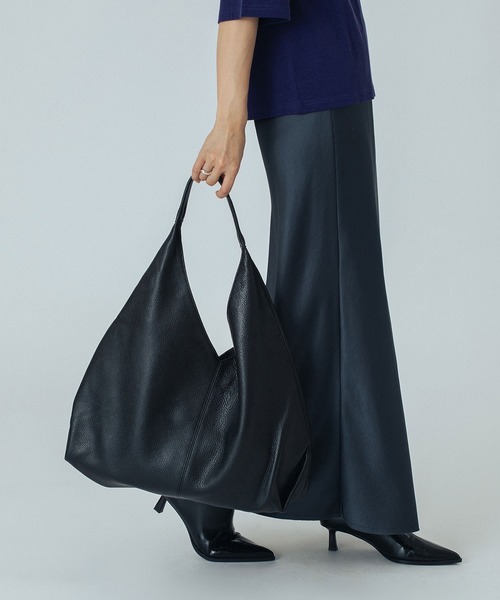 ROSE BUD（ローズバッド）の「(MILLELA FIRENZE)BIG LEATHER TOTE BAG（トートバッグ・レディース・ブラック/ブラウン・ONE SIZE）」の4枚目の写真