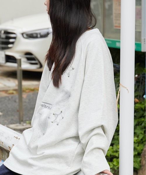 Theater code(シアターコード)の「Studded Star Design Crew Neck Sweatshirt / スタッズ付き スターデザイン クルーネックスウェット(スウェット・レディース・ブラック/グレー・L/M)」の7枚目の写真
