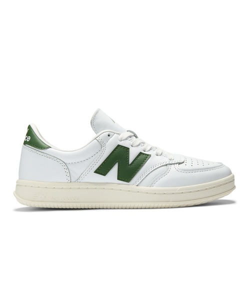 NEW BALANCE(ニューバランス)の「T500(スニーカー・レディース・ホワイト×グリーン・22.5cm/23.0cm/23.5cm/24.0cm/24.5cm/25.0cm/25.5cm/26.0cm/26.5cm/27.0cm/27.5cm/28.0cm/28.5cm/29.0cm)」の2枚目の写真