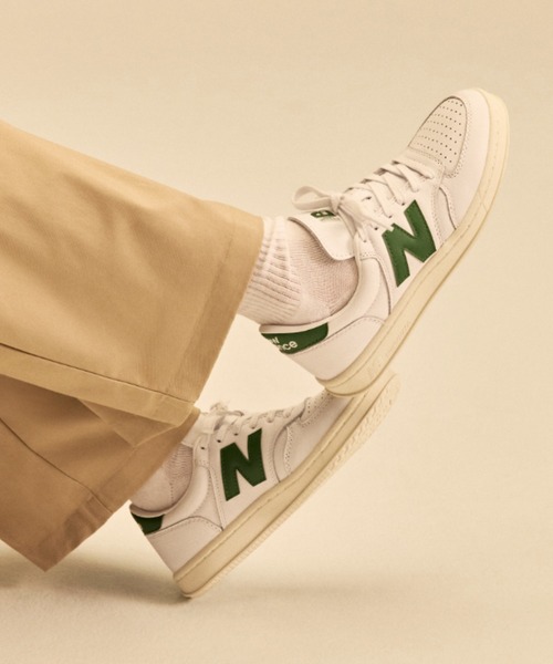 NEW BALANCE(ニューバランス)の「T500(スニーカー・レディース・ホワイト×グリーン・22.5cm/23.0cm/23.5cm/24.0cm/24.5cm/25.0cm/25.5cm/26.0cm/26.5cm/27.0cm/27.5cm/28.0cm/28.5cm/29.0cm)」の11枚目の写真