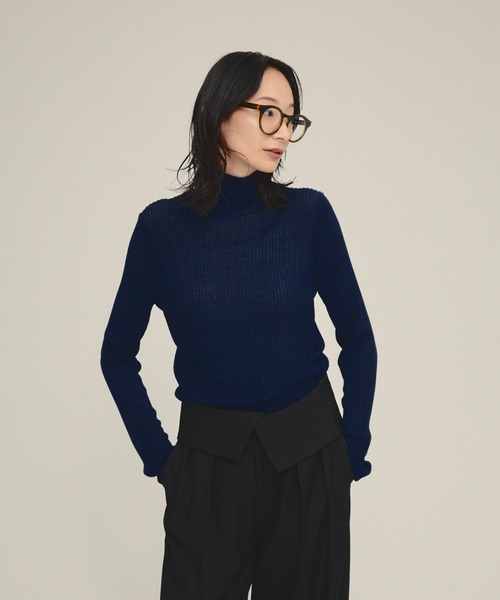 eL（エル）の「【eL】14G Glitter TurtleNeck Pullover/582411（ニット/セーター・レディース・ブラック/ネイビー/ブラウン・FREE）」の3枚目の写真