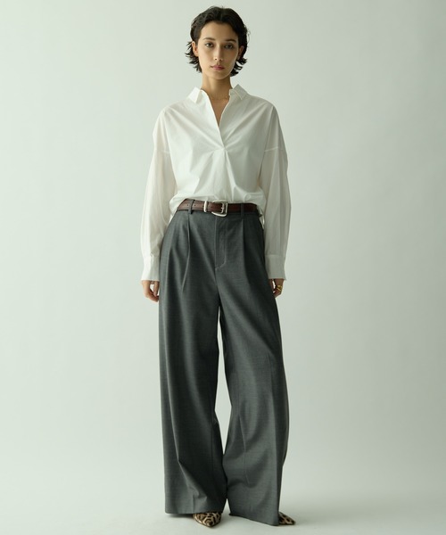 Drawing Numbers(ドローイング ナンバーズ)の「【Drawing Numbers】スキッパーロングスリーブシャツ(シャツ/ブラウス・レディース・ベージュ/ホワイト・38)」の4枚目の写真