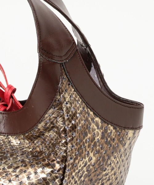 Ray BEAMS（レイビームス）の「☆パンチング バッグ（トートバッグ・レディース・ブラック/ゴールド・ONE SIZE）」の10枚目の写真