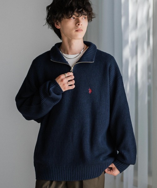 U.S. POLO ASSN.(ユーエスポロアッスン)の「U.S. POLO ASSN. ユーエスポロアッスン 別注コラボ オーバーサイズワンポイントロゴ刺繍畦編みハーフジップ長袖ニットセーター(ニット/セーター・メンズ・ネイビー/チャコール/ブラック/グレー/レッド/アイボリー/ベージュ・M/XL/L)」の6枚目の写真