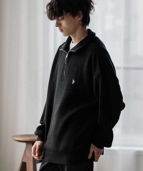 U.S. POLO ASSN.(ユーエスポロアッスン)の「U.S. POLO ASSN. ユーエスポロアッスン 別注コラボ オーバーサイズワンポイントロゴ刺繍畦編みハーフジップ長袖ニットセーター(ニット/セーター・メンズ・ネイビー/チャコール/ブラック/グレー/レッド/アイボリー/ベージュ・M/XL/L)」の13枚目の写真
