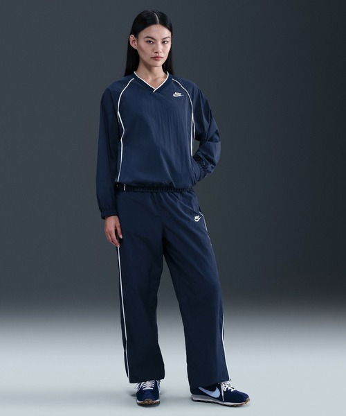 NIKE(ナイキ)の「NIKE AS W NSW WR PULLOVER / ナイキ ウィメンズ NSW WR プルオーバー 【SP】(その他トップス・レディース・ネイビー/バーガンディー/ブラック・S/L/M)」の18枚目の写真