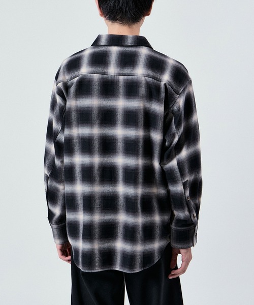 M TO R（ムウトアール）の「70s BOXY OVERSIZE SHIRTS UNISEX（シャツ/ブラウス・レディース・ブラック系その他2/クリーム/ブラック系その他・38/40/42）」の7枚目の写真