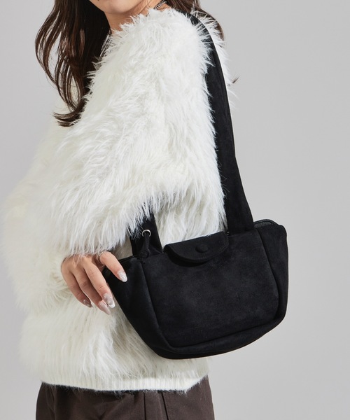 AO2(アオズ)の「Faux Suede Handle Gathered Tote Bag / フェイクスエード ギャザーハンドルトートバッグ(トートバッグ・レディース・ベージュ/カーキ/ブラック/ブラウン・FREE)」の17枚目の写真