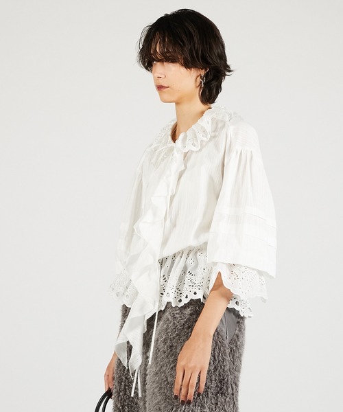 PRANK PROJECT（プランクプロジェクト）の「エンブロイダリーラッフルブラウス / Embroidered Ruffled Blouse（シャツ/ブラウス・レディース・ホワイト/ブラック・FREE）」の12枚目の写真
