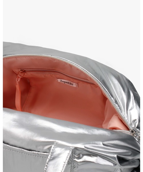 Repetto（レペット）の「ダッフルバッグ Mサイズ / B0232NC（ショルダーバッグ・レディース・シルバー・FREE）」の5枚目の写真
