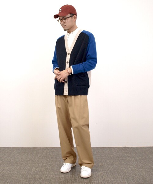 J.PRESS YORK STREET（ジェイプレスヨークストリート）の「【UNISEX】ウールカシミヤ カーディガン（カーディガン/ボレロ・メンズ・ネイビー系8/アイボリー系8/ネイビー系/アイボリー系・LARGE/MEDIUM/SMALL）」の6枚目の写真