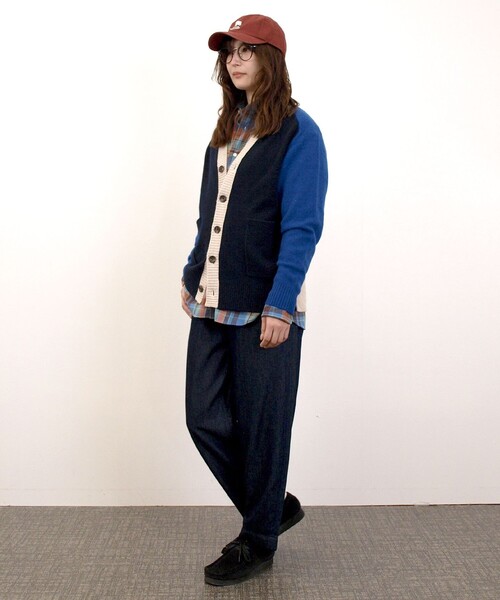 J.PRESS YORK STREET（ジェイプレスヨークストリート）の「【UNISEX】ウールカシミヤ カーディガン（カーディガン/ボレロ・メンズ・ネイビー系8/アイボリー系8/ネイビー系/アイボリー系・LARGE/MEDIUM/SMALL）」の9枚目の写真
