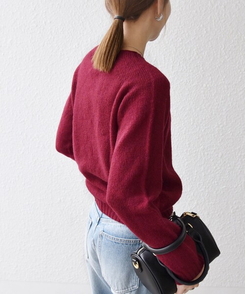 Harley of Scotland（ハーレーオブスコットランド）の「【SHIPS any別注】Harley of Scotland:〈手洗い可能〉シェットランド クルーネック ニット 25AW（ニット/セーター・レディース・ワイン/ブルー/ピンク・ONE SIZE）」の13枚目の写真