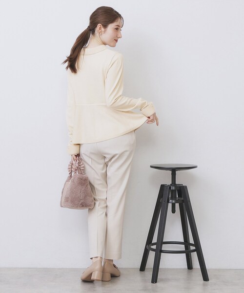 index（インデックス）の「フェザードッキングペプラムニット【洗濯機OK】（ニット/セーター・レディース・パープル/ブラック/オフホワイト・42/40/38/36）」の6枚目の写真