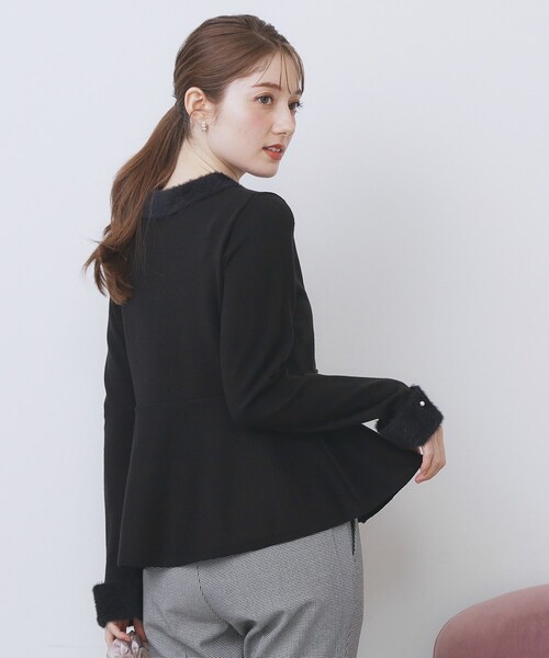 index（インデックス）の「フェザードッキングペプラムニット【洗濯機OK】（ニット/セーター・レディース・パープル/ブラック/オフホワイト・42/40/38/36）」の8枚目の写真