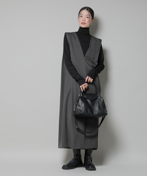 NANO universe（ナノユニバース）の「ショルダー付きフラップミニボストン（ショルダーバッグ・レディース・ブラック/ブラウン・F）」の4枚目の写真